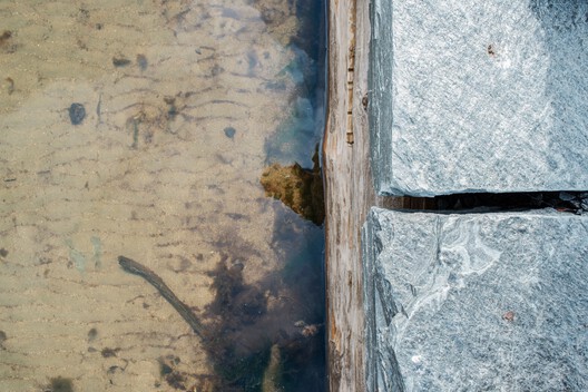 Sundshopen - Norwegian Scenic Routes / Rever & Drage Architects - Exterior Photography, Door, Windows, Concrete