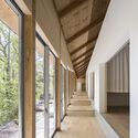 Residências em Karuizawa / Takahiro Endo Architects Office - Fotografia de Interiores, Casas, Porta, Fachada, Viga