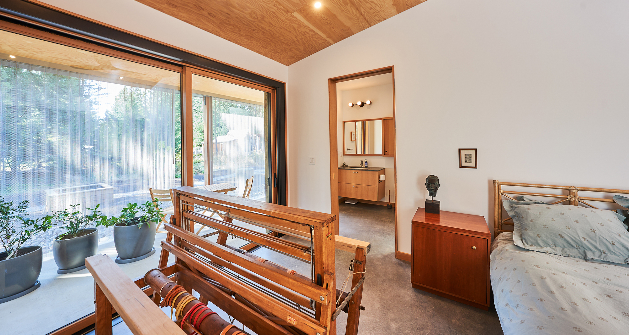 Hidden Off-Grid Apartments photo