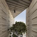 Sideway Apartment / Ashari Architects - Interior Photography, Apartments, Facade, Beam