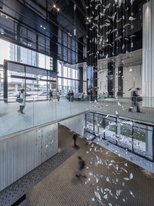 Osaka Umeda Twin Towers South / Takenaka Corporation Osaka Umeda Twin Towers South / Takenaka Corporation - Exterior Photography, Glass, Windows