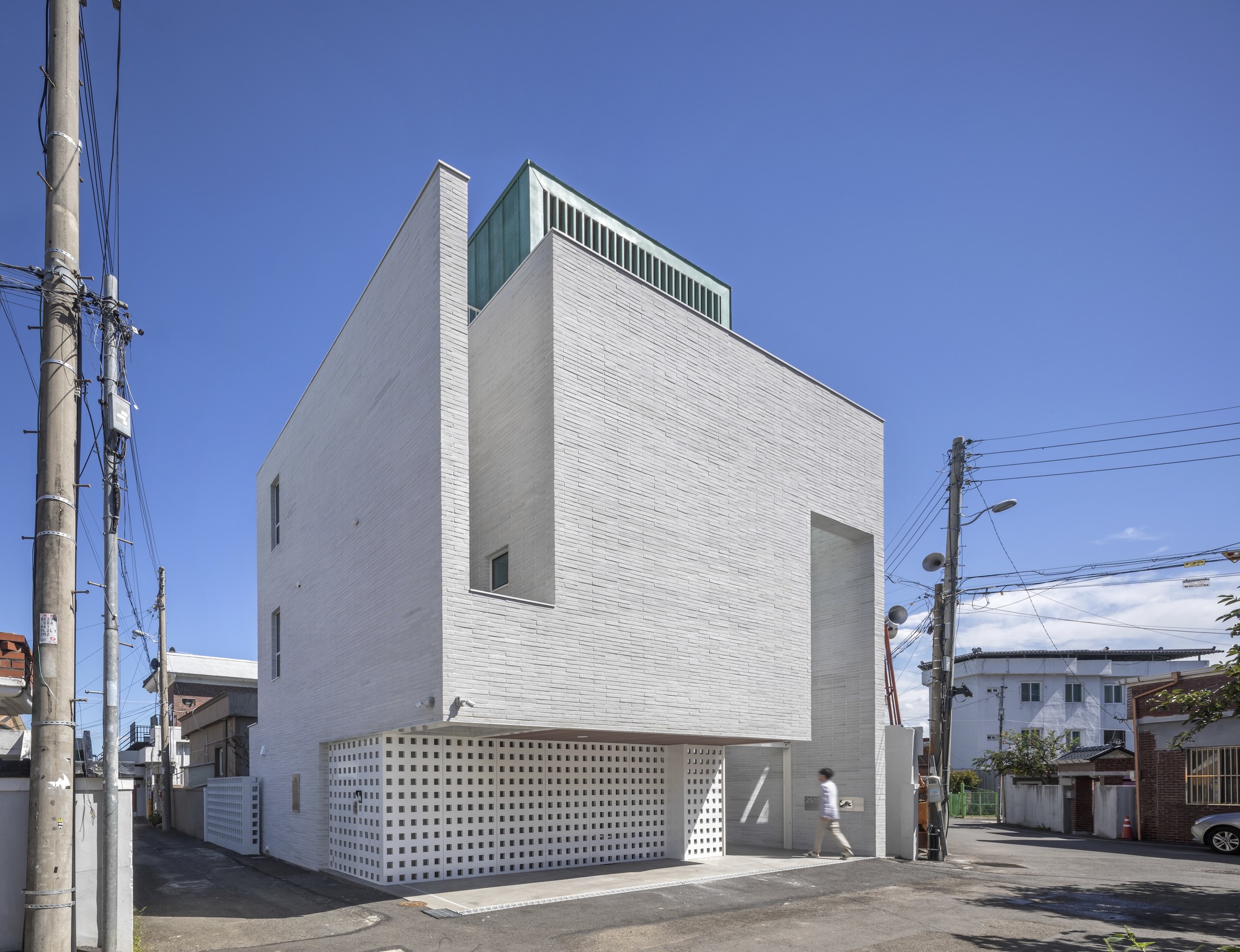 Gallery of Yeongcheon House of Three Brothers / Plan Architects Office 14