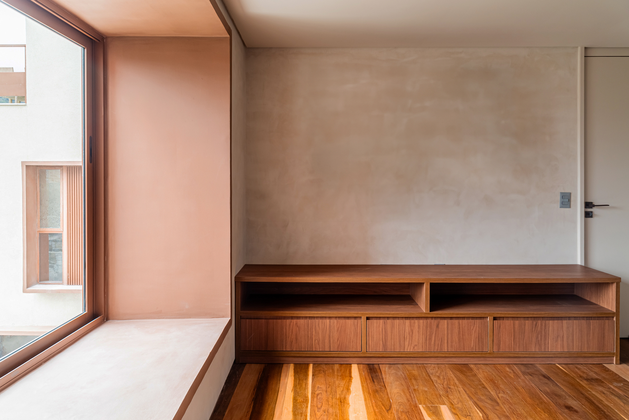 Gallery of Terra House / Cité Arquitetura 8