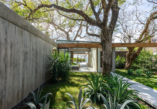 Casa de Mayo / Elástica Studio - Fotografía exterior, Jardín
