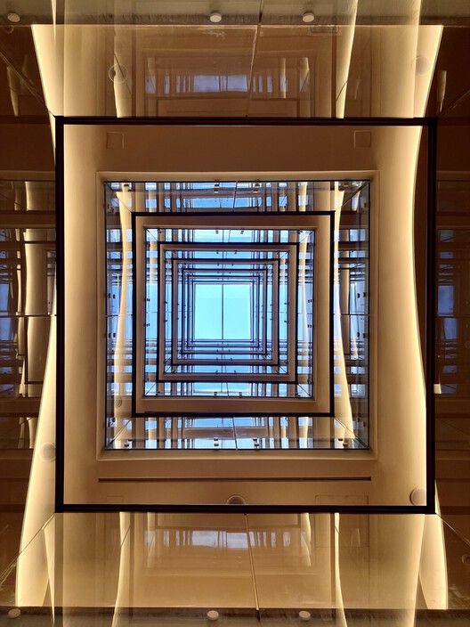 Isla Brown Corinthia / Elastic Architects - Interior Photography, Windows, Facade, Column