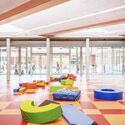 Jan Frans Willems Kindergarden and Music Academy / STAUT Architecten + Perifer - Interior Photography, Living Room, Beam