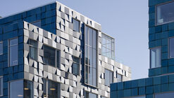 From New Buildings to Retrofit Projects: Solar Facade Systems for a Circular and Low-Carbon Architecture
