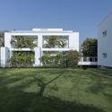 Aalloa Hills Residence / INI Design Studio - Exterior Photography, Apartments, Garden, Facade, Arch
