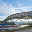 Elevating Urban Connectivity: The Spirit of Pedestrian Bridges in Cities - Image 2 of 4