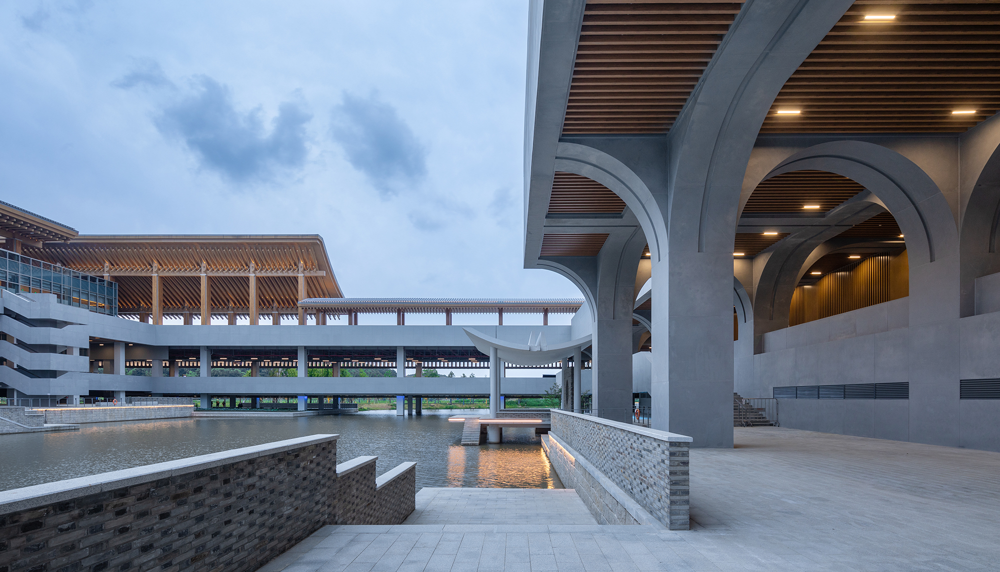 Gallery of Ningbo International Conference Center / Tanghua Architects 4