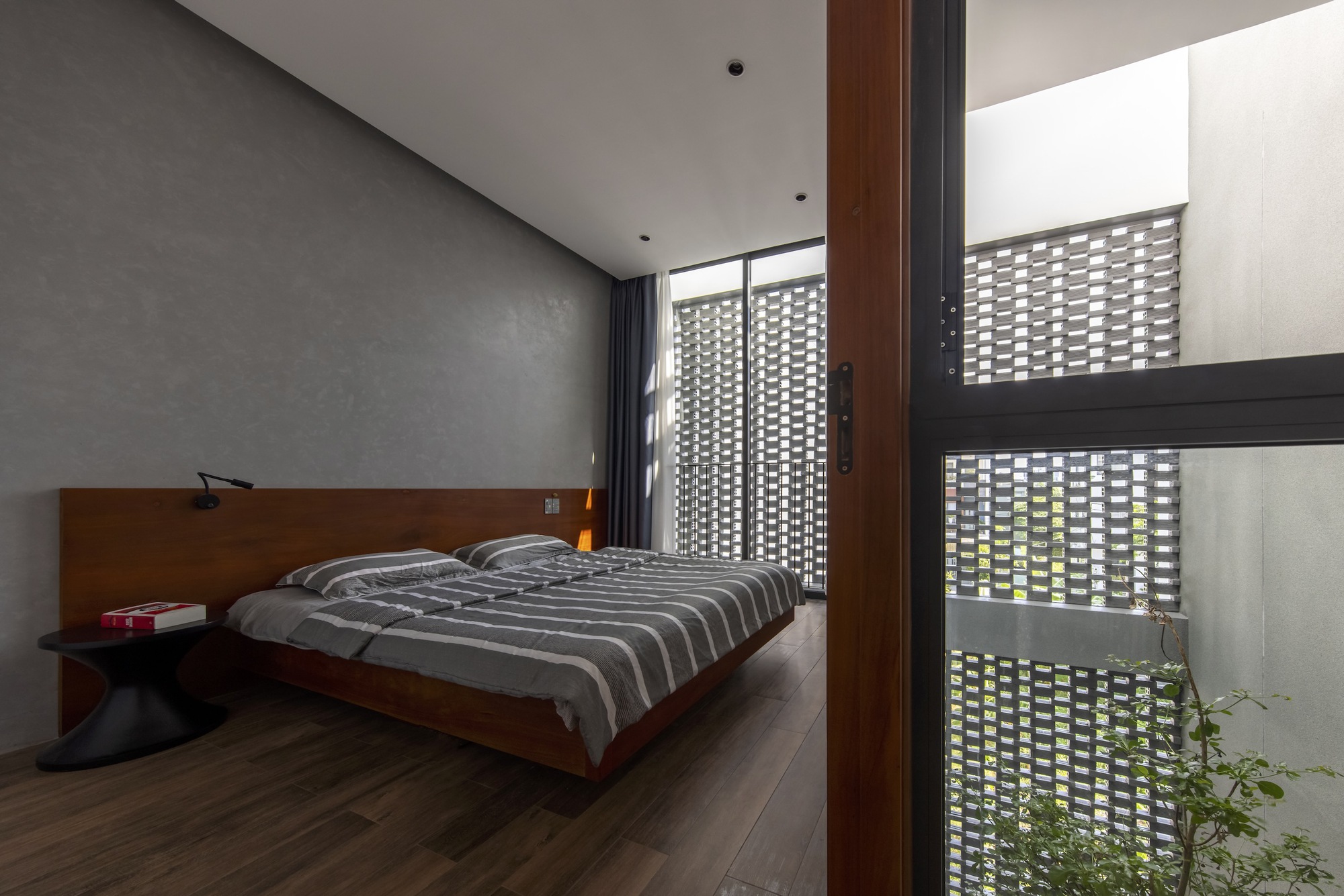 Gallery of HY House / TRAN TRUNG Architects - 4