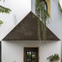 ROTATING House / AD+studio - Interior Photography, Houses, Courtyard, Facade, Door