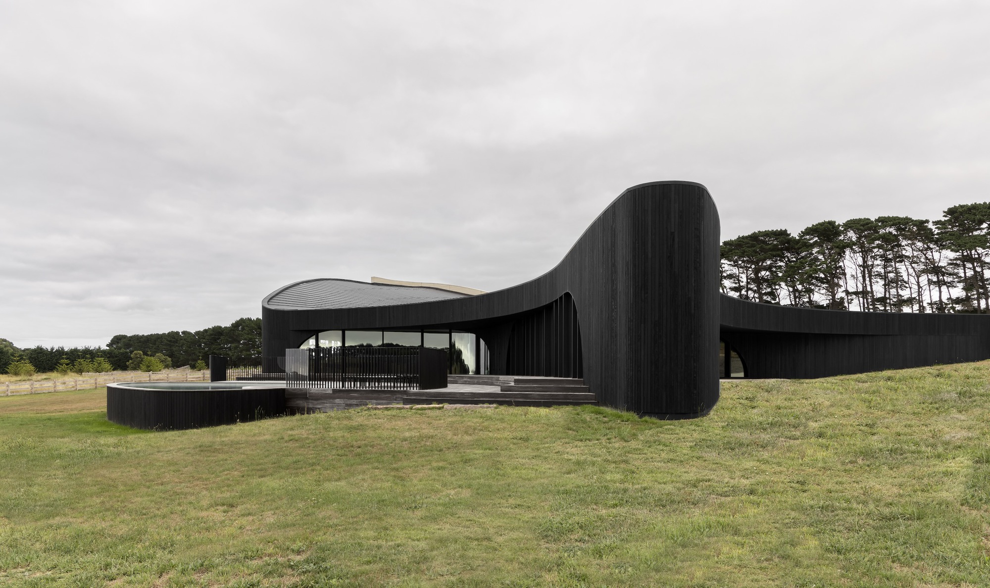 Gallery of Peninsula House / Wood Marsh 12