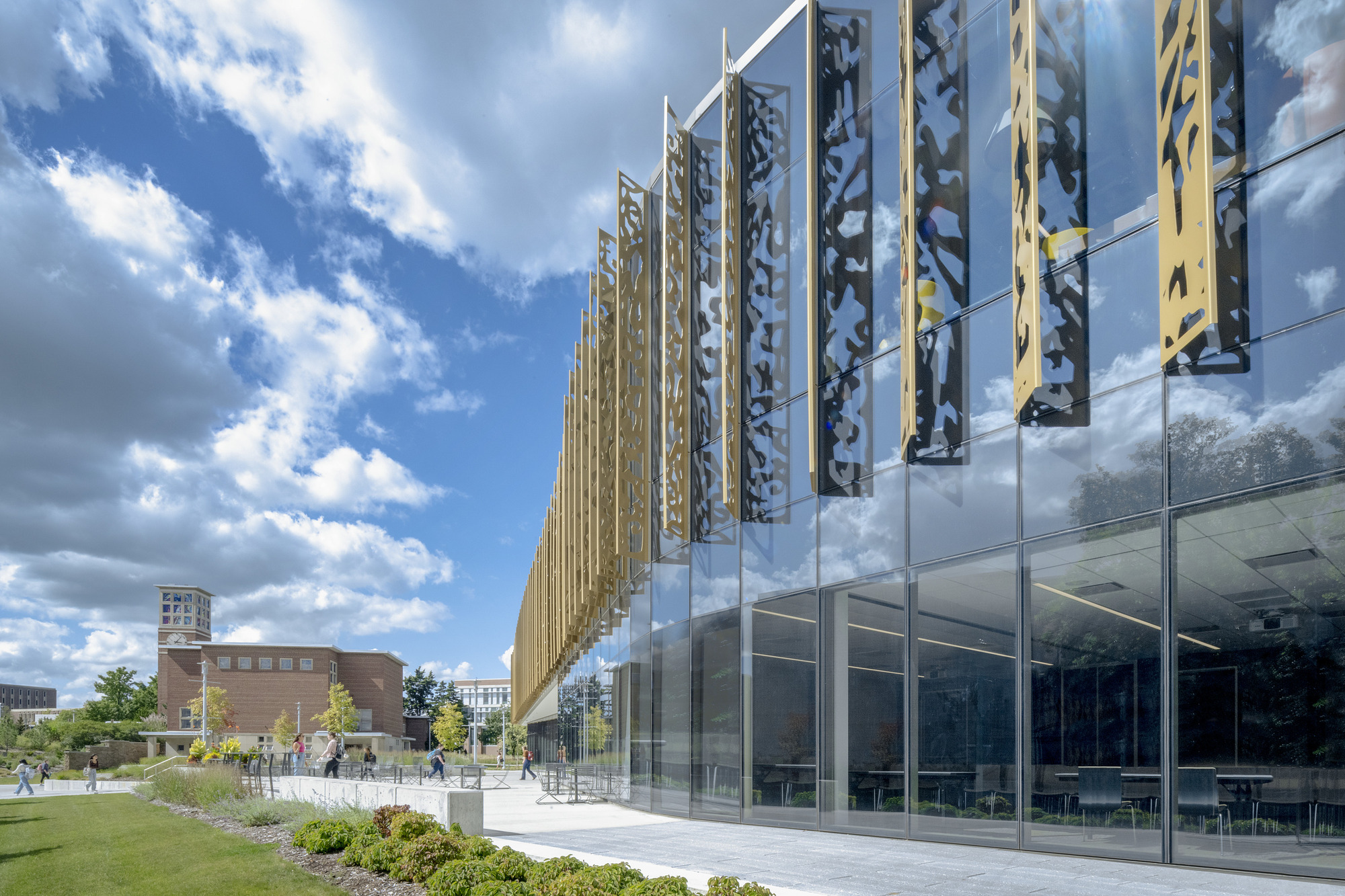 Gallery Of Western Michigan University Student Center CannonDesign 16 gallery-of-western-michigan-university-student-center-cannondesign-16