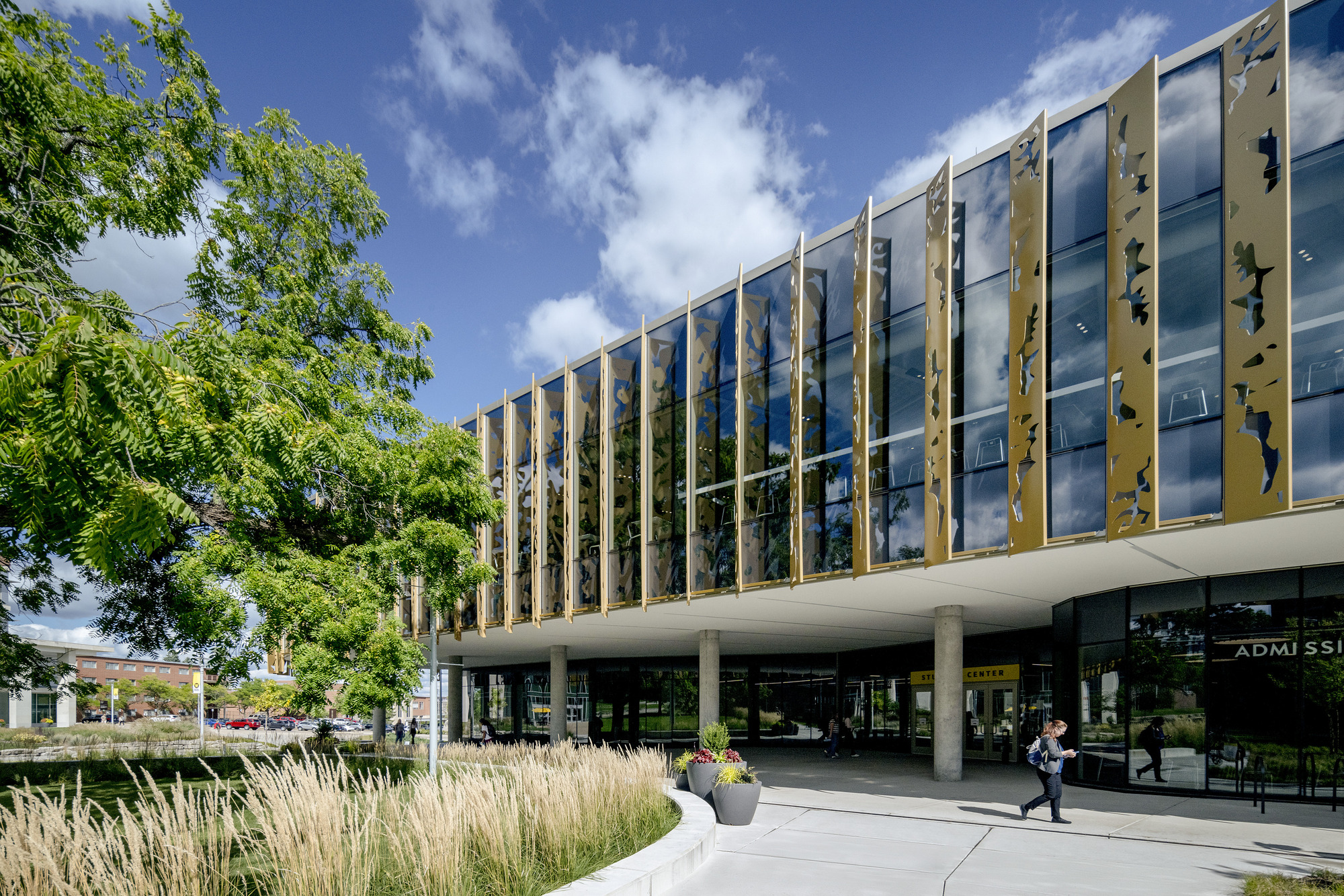 gallery-of-western-michigan-university-student-center-cannondesign-13