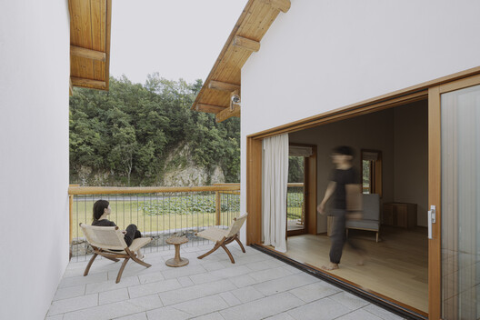 鹿柴山集 精品民宿 / 小大建筑 鹿柴山集 精品民宿 / 小大建筑 - 室内图, 椅子, 梁