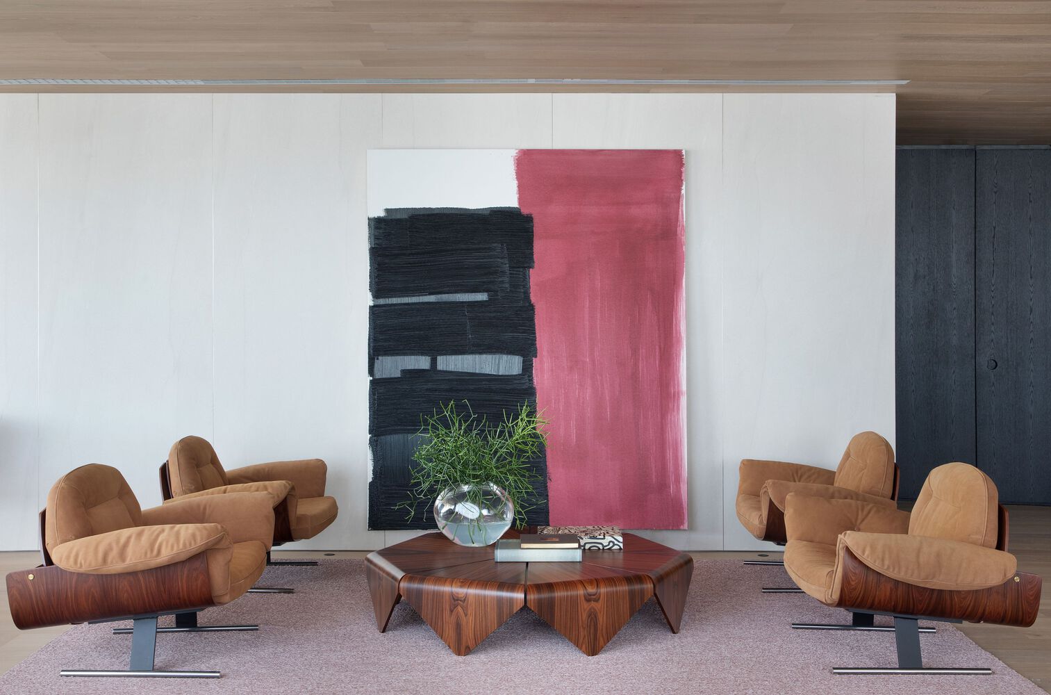 Gallery of Heritage Apartment / Studio Guilherme Torres - 12