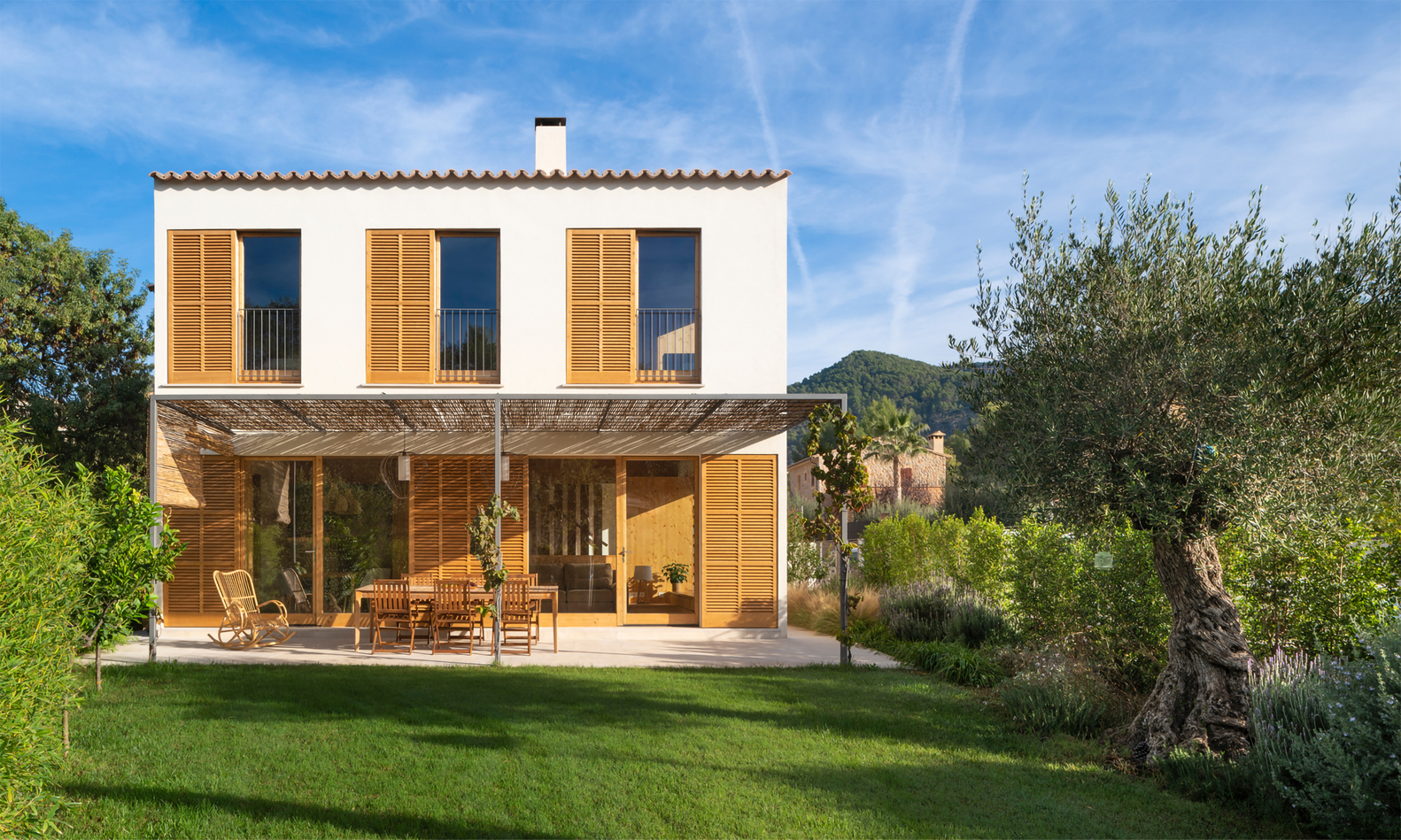 Gallery of houses in spain mobile wooden enclosures for sun protection 9