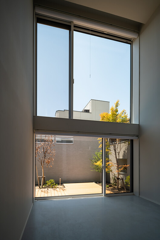 Matsumoto Sannomaru Square / Atelier and I Tatsuo IWAOKA Laboratory + MORIIS Atelier + Ouvi - Exterior Photography, Windows