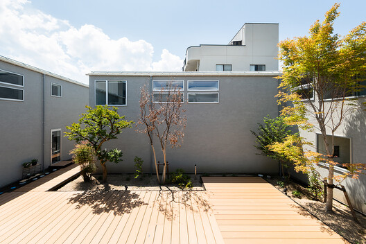 Matsumoto Sannomaru Square / Atelier and I Tatsuo IWAOKA Laboratory + MORIIS Atelier + Ouvi - Exterior Photography, Windows, Facade