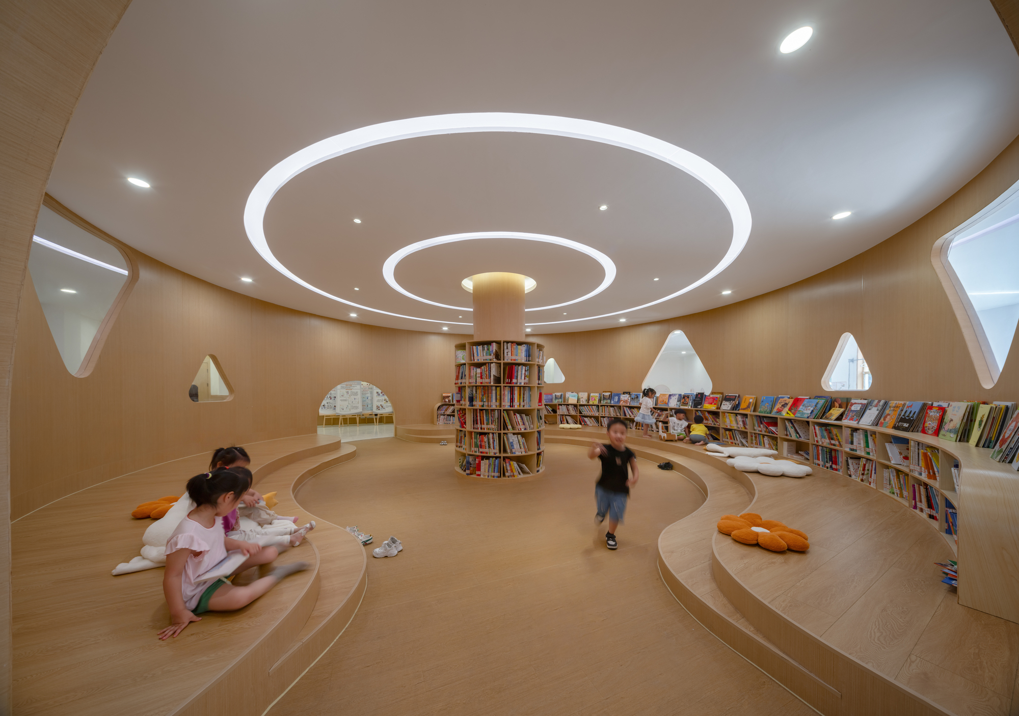 Gallery of Linhai Xiecheng Kindergarten / Atelier RenTian - 24