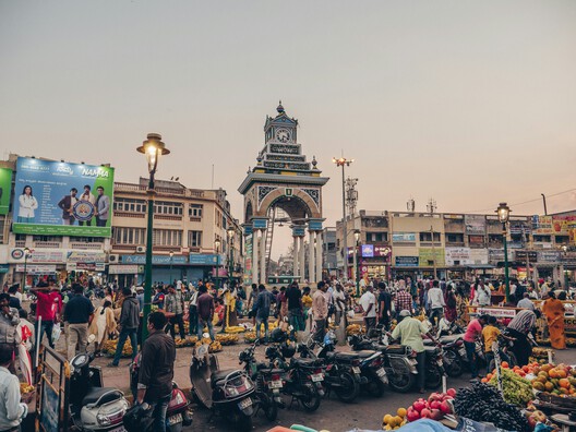 Temporary Architecture in India: Marketplaces and Bazaars - Image 3 of 5