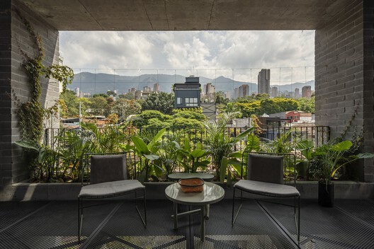 Gotham House / Plan:b arquitectos - Exterior Photography, Windows