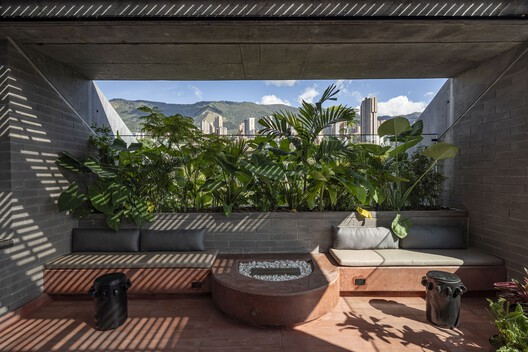 Gotham House / Plan:b arquitectos - Image 5 of 42