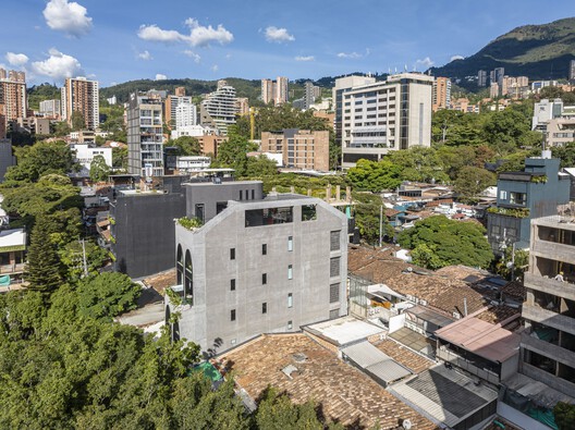 Gotham House / Plan:b arquitectos - Image 18 of 42