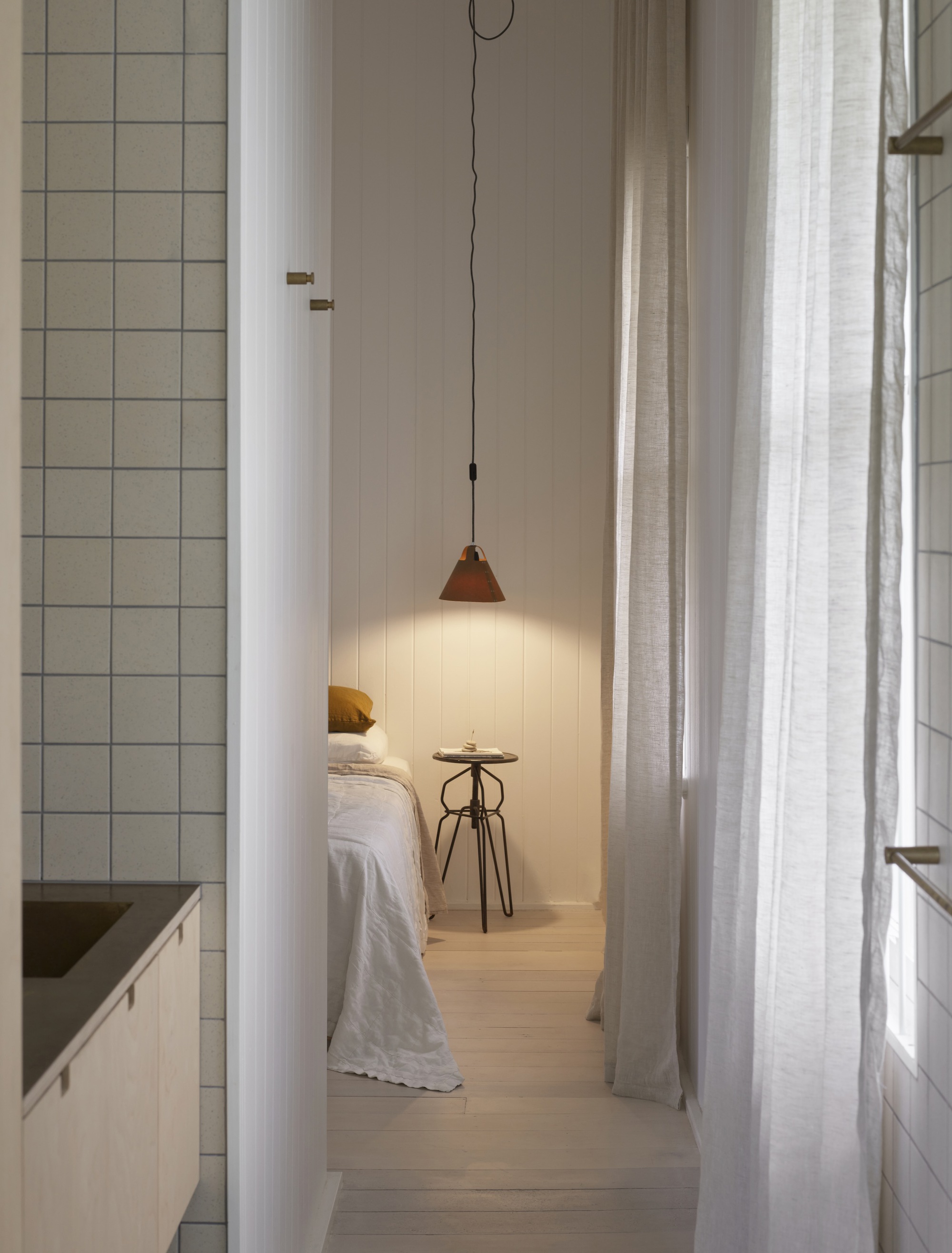 Gallery of Cascade House / JOHN ELLWAY. ARCHITECT 13