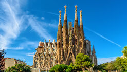 Barcelona's Iconic Sagrada Família On Track to be Completed in 2026