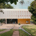 Victoria and Albert Museum Investigates Tropical Modernism Movements in West Africa, Modern India, and Ghana - Image 1 of 4