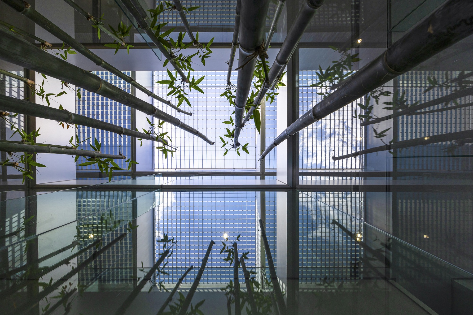 Gallery of ACB Bank Office / MIA Design Studio - 19