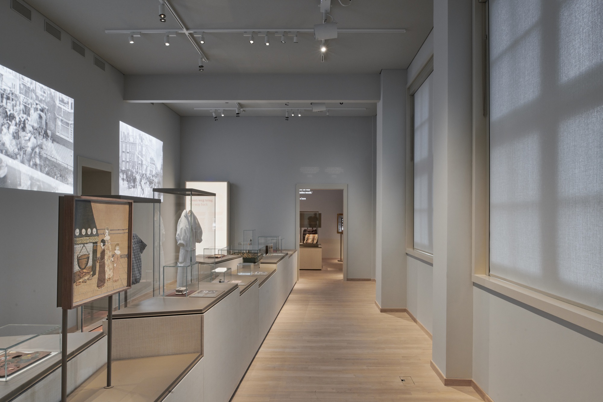 Gallery of National Holocaust Museum / Office Winhov - 15