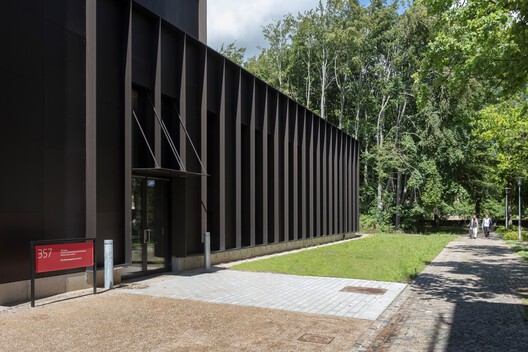 B357 Research Hub / Christensen & Co. Architects B357 Research Hub / Christensen & Co. Architects - Exterior Photography, Facade