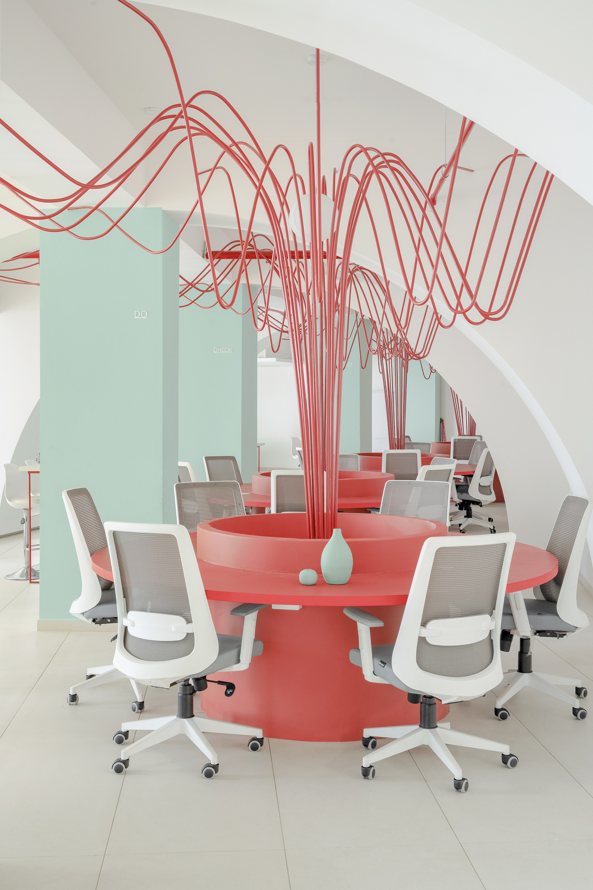 Galería de Oficina central de Elance Learning / Vili & Vé Architecture - 5