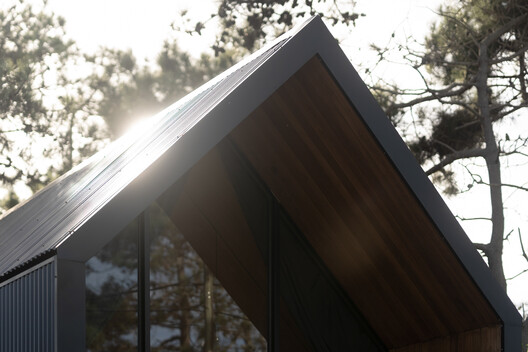 Pura Vida Shelter / Heron Estudio - Image 12 of 19
