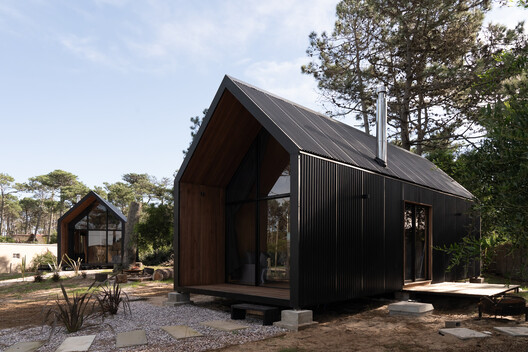 Pura Vida Shelter / Heron Estudio - Exterior Photography, Windows