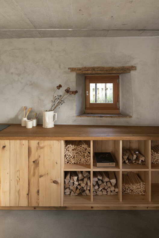 Alpine Chalet  CPL / Ralph Germann architectes - Interior Photography, Windows, Countertop, Table, Shelving