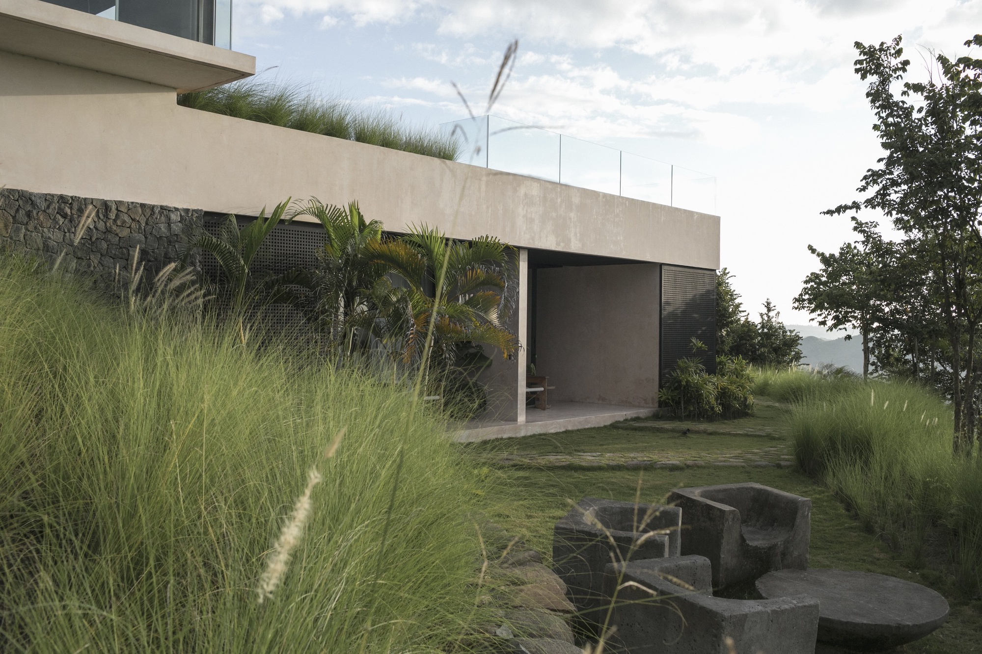Gallery of Villa V / Atelier Alejandro Borrego - 8