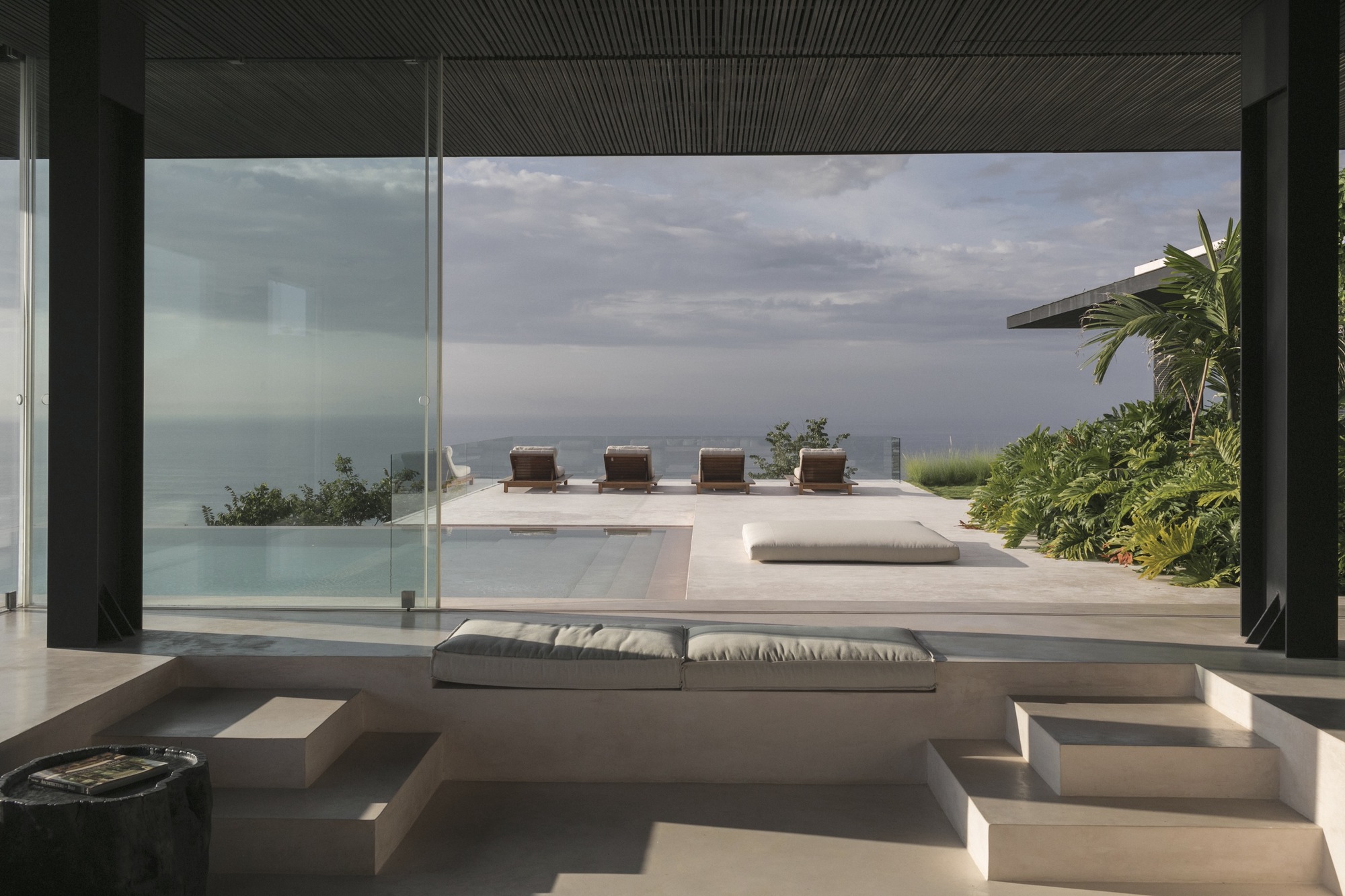 Gallery of Villa V / Atelier Alejandro Borrego - 10