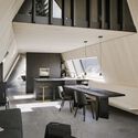 Casa VA / Sebastian David Büscher - fotografía de interiores, cocina, mesa, sillas