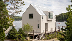 House on a Wharf / ElliottArchitects