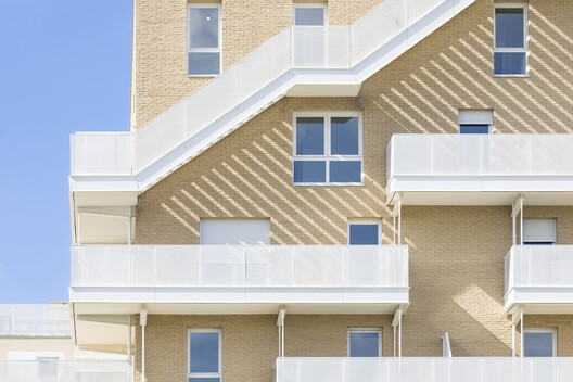 Rives de l'Ourcq Housing / Brenac & Gonzalez & Associés - Interior Photography, Windows, Facade