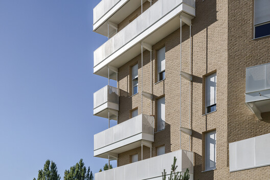 Rives de l'Ourcq Housing / Brenac & Gonzalez & Associés - Exterior Photography, Windows, Facade