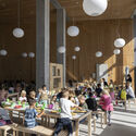 Escuela Kalvebod Fælled / Lundgaard & Tranberg Architects - Fotografía de interiores, Mesa