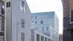 Louvrex Building / A229