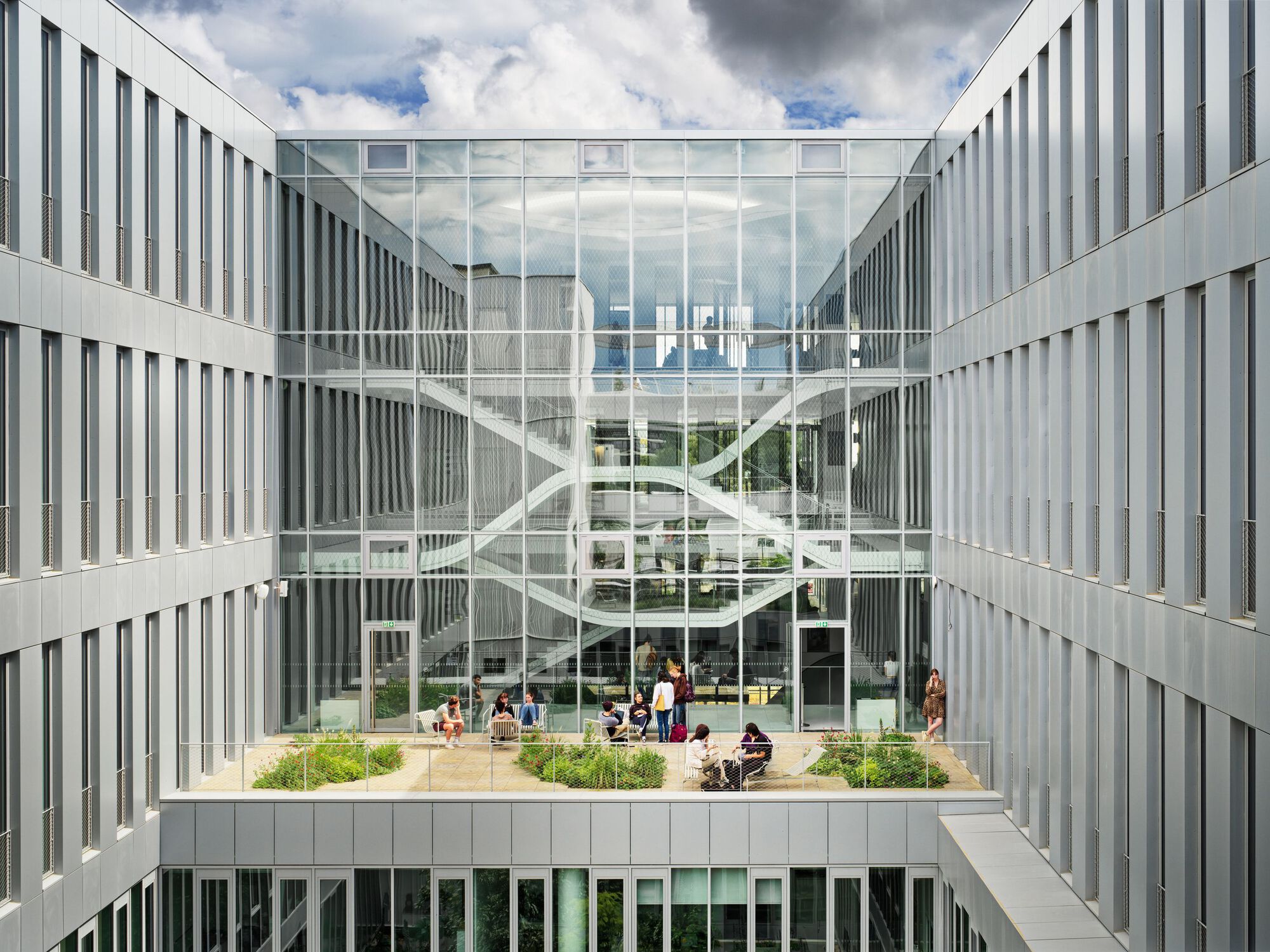 Gallery of The Atrium University Library / SCAU 30