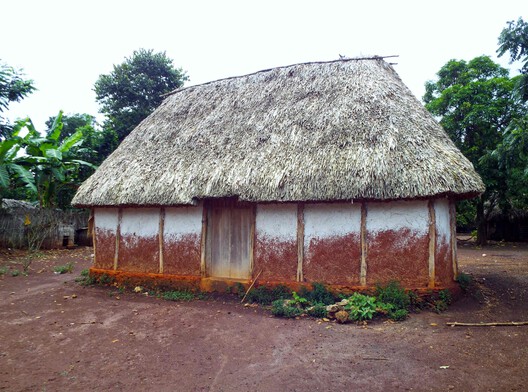 Heritage in Mud, Stone, and Reeds: Rediscovering Ancestral Construction Techniques - Image 9 of 11