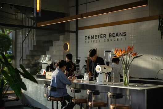 Demeter Beans II Coffee Shop and D-Apartment / KCONCEPT + KOHARCHITECTS Demeter Beans II Coffee Shop and D-Apartment / KCONCEPT + KOHARCHITECTS - Interior Photography, Kitchen, Chair